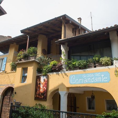 La Casa Del Comandante Villa Sulzano Buitenkant foto
